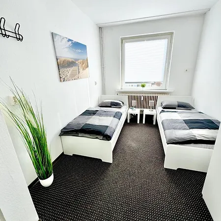 - 200qm- 2 Duschen - 2 Wcs * Verl