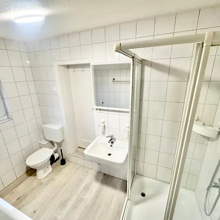 Apartment - 200qm- 2 Duschen - 2 Wcs