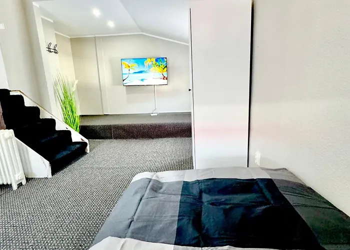 Lägenhet - 200qm- 2 Duschen - 2 Wcs Verl