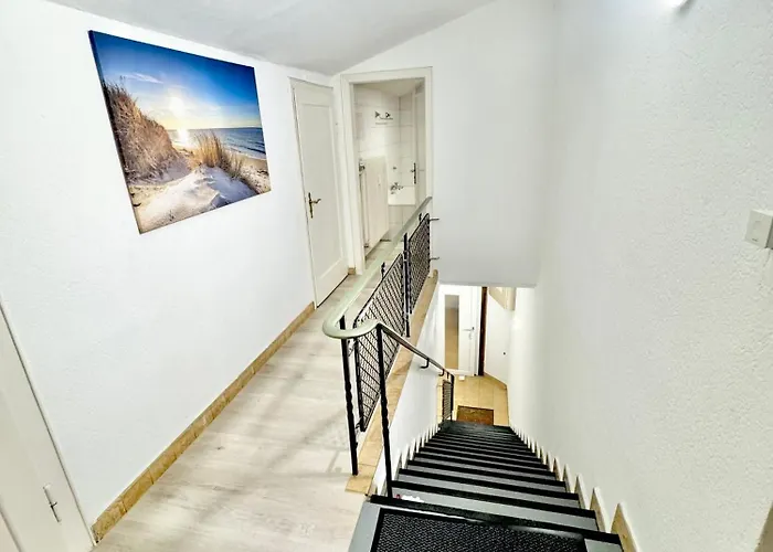 Lägenhet - 200qm- 2 Duschen - 2 Wcs