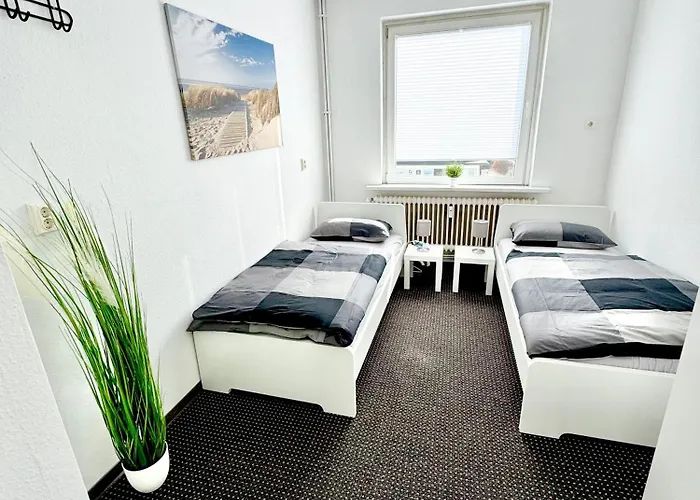 - 200qm- 2 Duschen - 2 Wcs * Verl