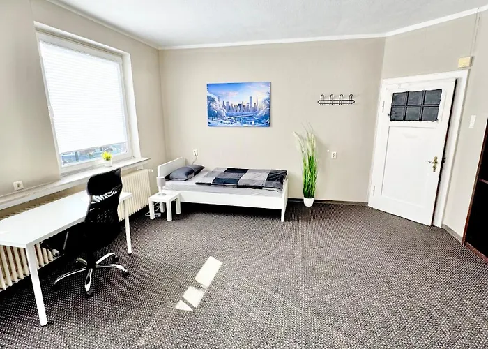 - 200qm- 2 Duschen - 2 Wcs Lägenhet *